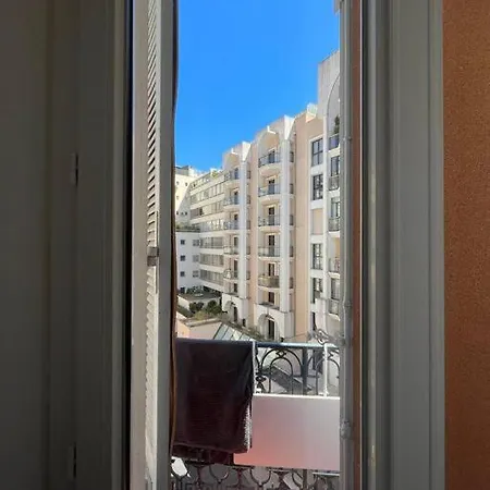 Deux Pas Du Palais Du Festival Διαμέρισμα *